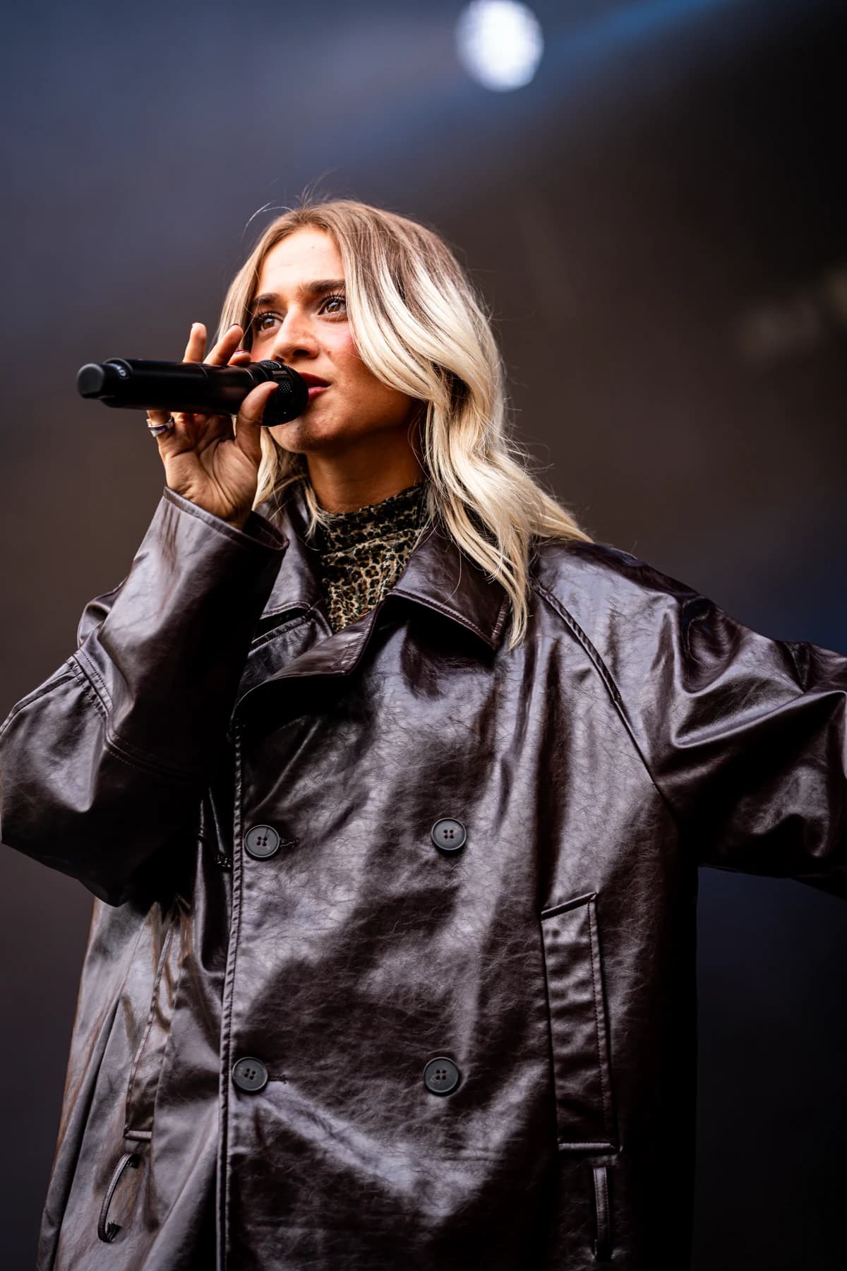 Ella Augusta på Bøgescenen under koncert på Varde Open Air