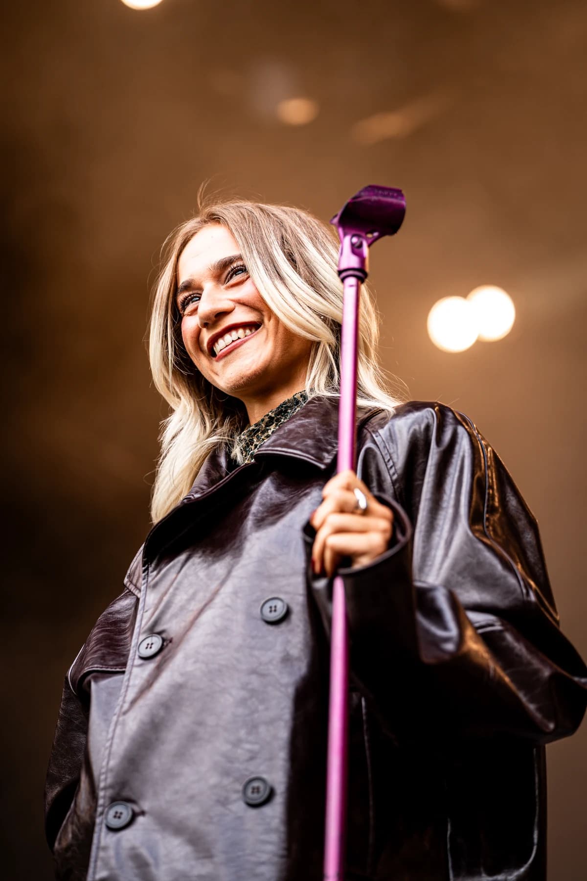 Ella Augusta i spotlight på Bøgescenen ved Varde Open Air