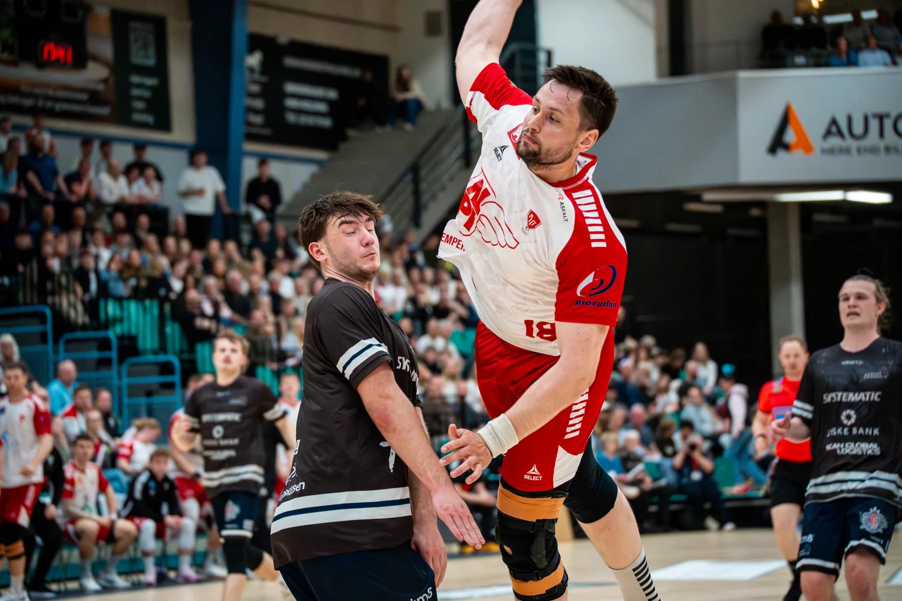 KIF Kolding stemning i hallen