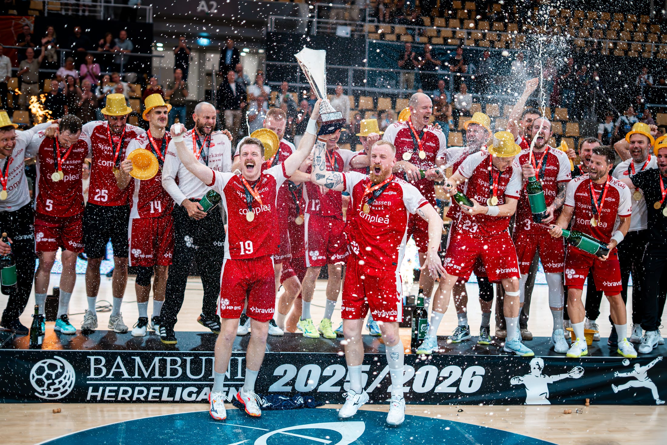 Pokalen og champagne, DM-finalen herrer