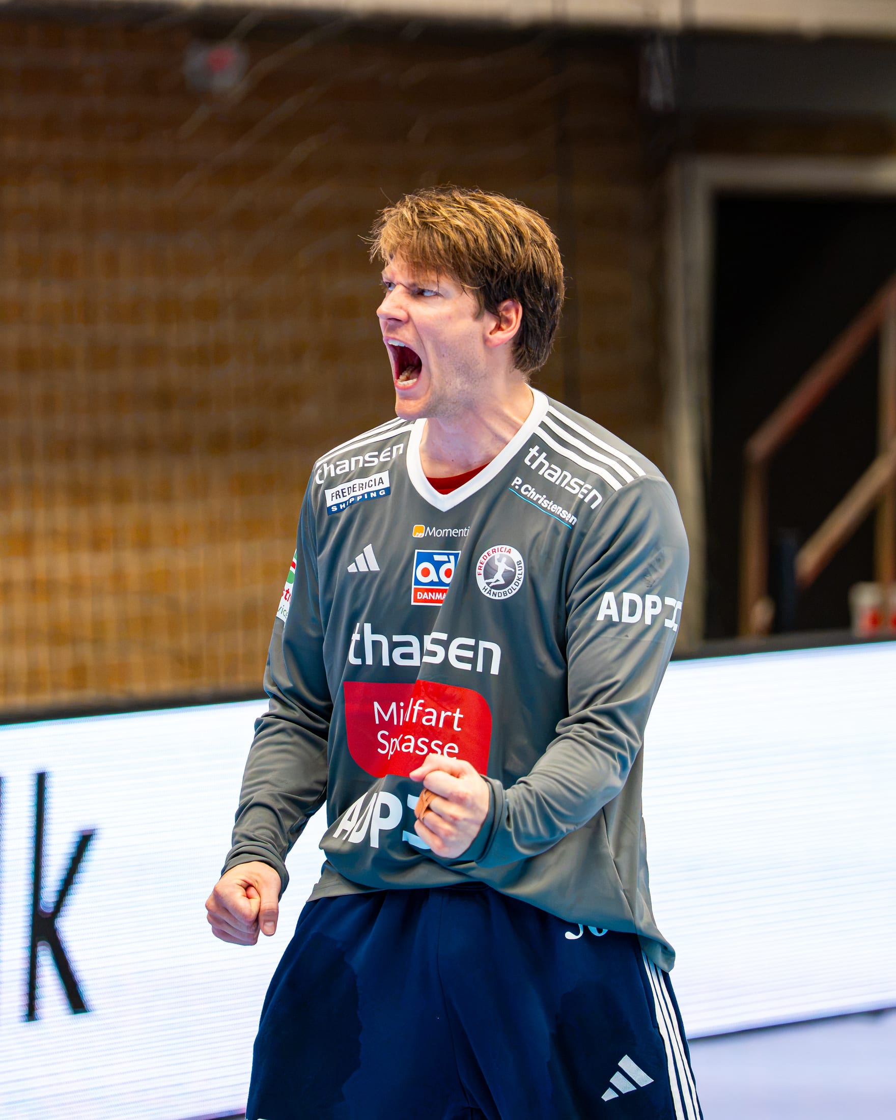 Jubel efter scoring mod Ribe-Esbjerg, håndboldkamp