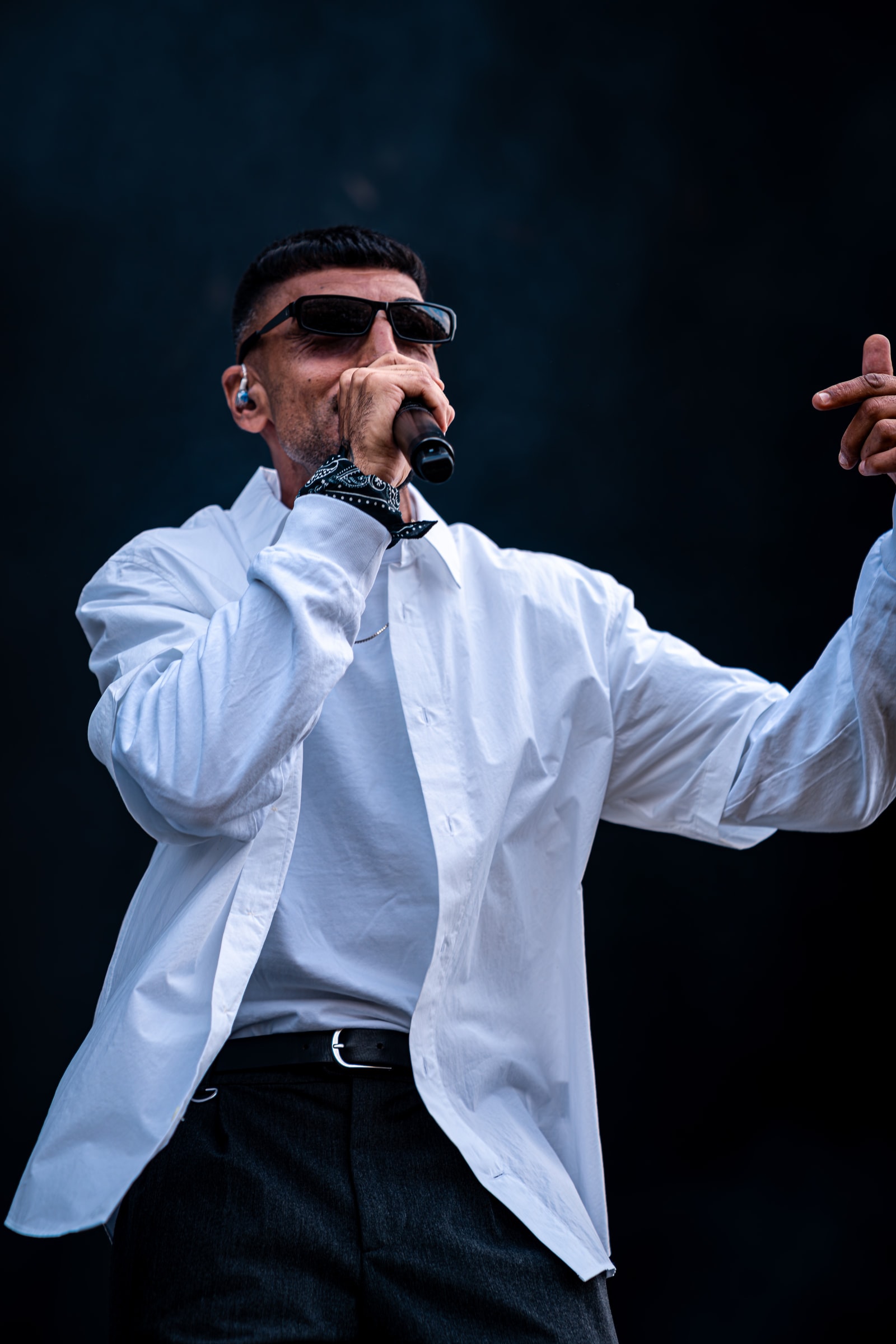 Sivas med mikrofonen på Grøn Koncert